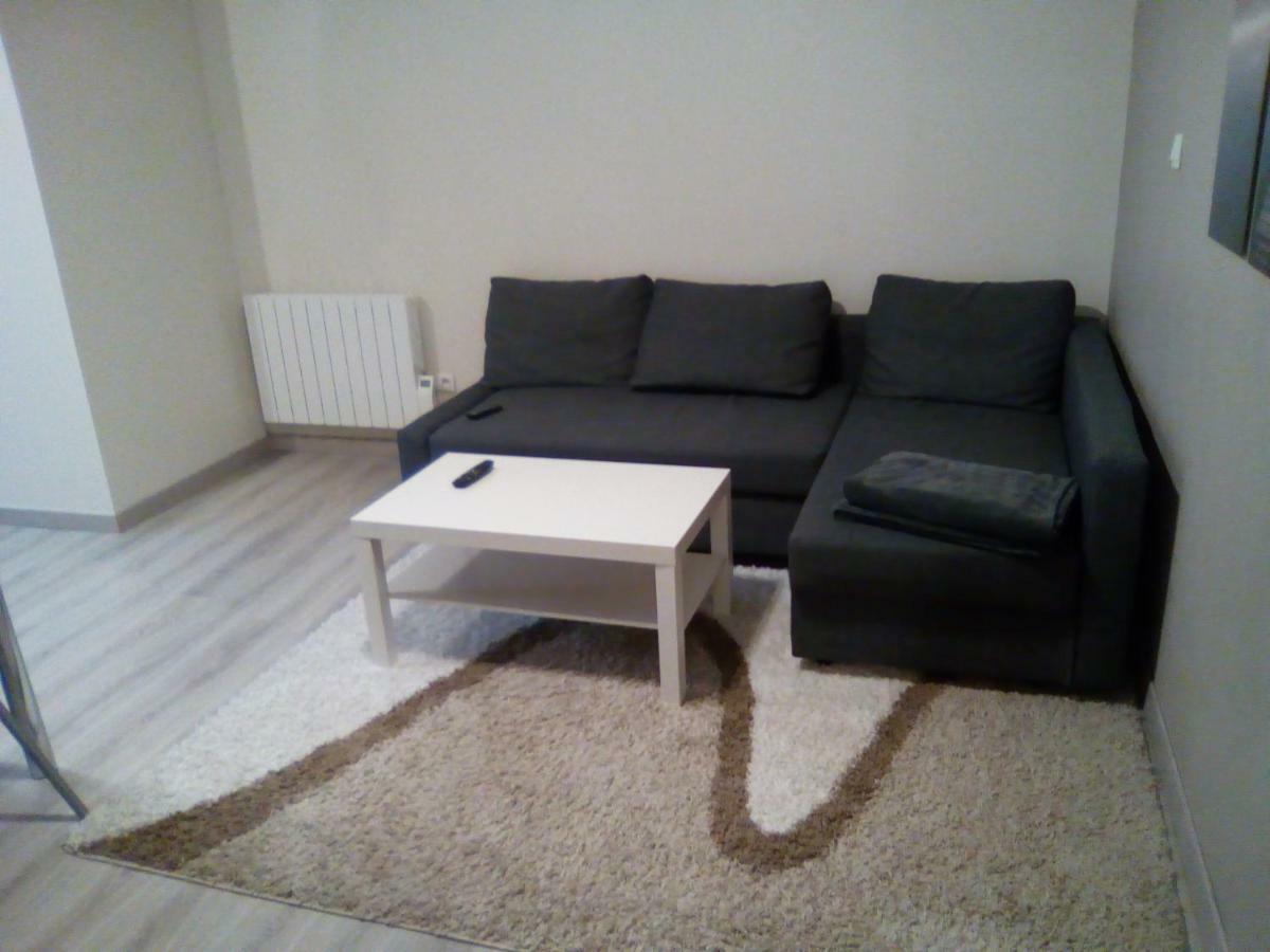 Studio Au Calme Apartament Batilly  Zewnętrze zdjęcie